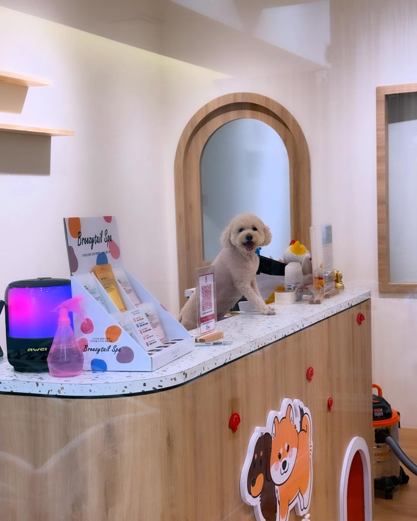 Happy Pets - Jiro Pet House